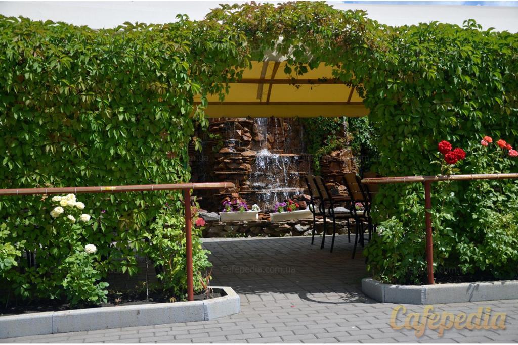 Pan Hotel Sumy Exterior photo